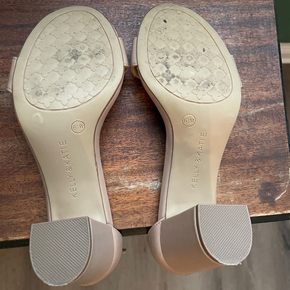 Perfect Wedding Heels - Picture 5 of 5